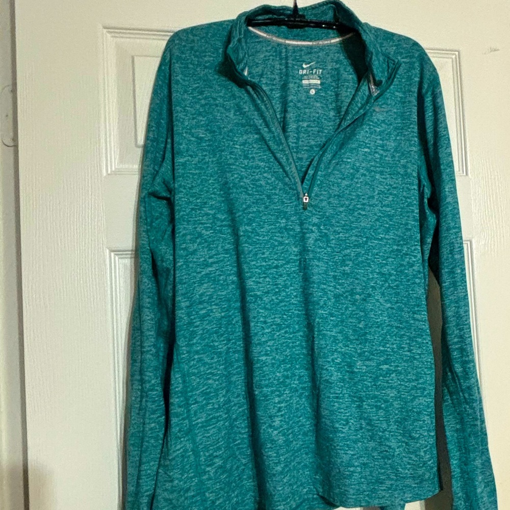 Stretchy polyester/spandex blend Nike dri fit workout hoodie with half zipper
